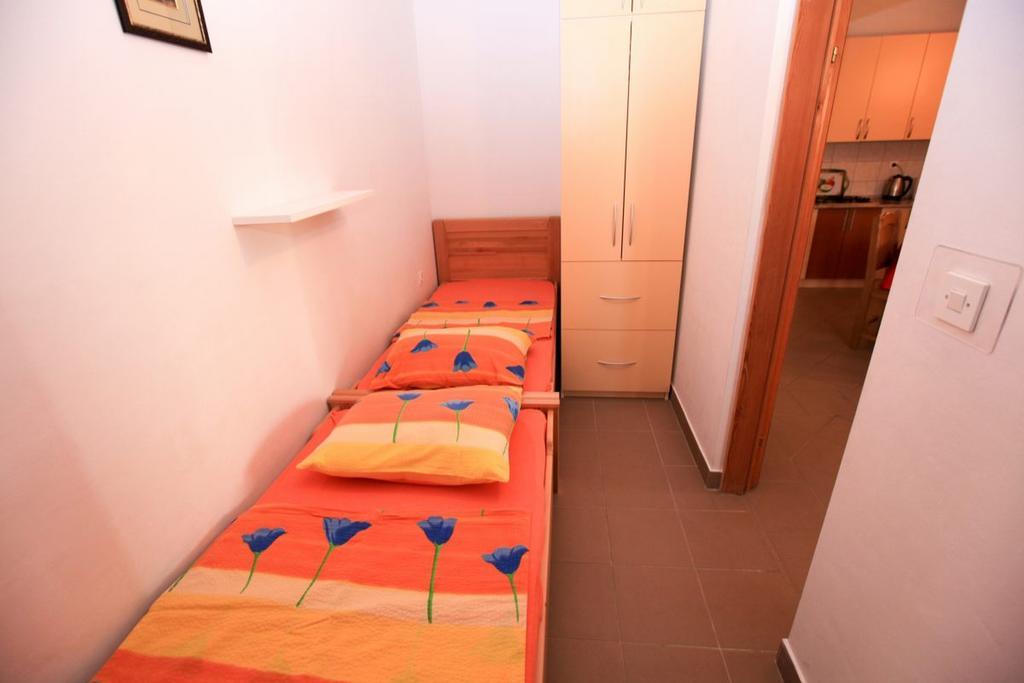 Apartments Franc Povljana Cameră foto