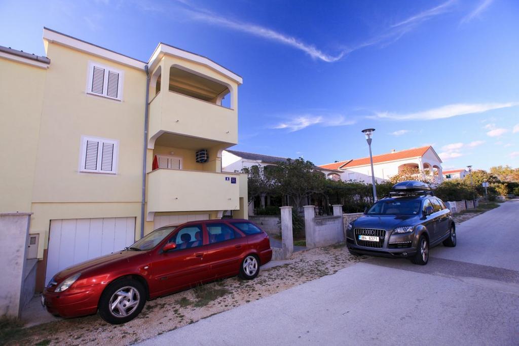 Apartments Franc Povljana Exterior foto