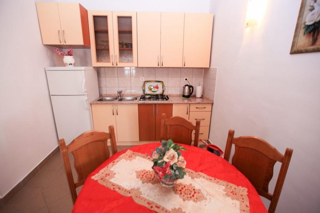 Apartments Franc Povljana Cameră foto